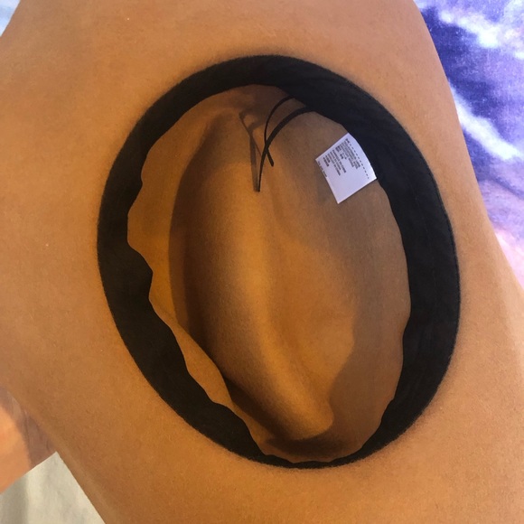 Wool Hat - Picture 7 of 10